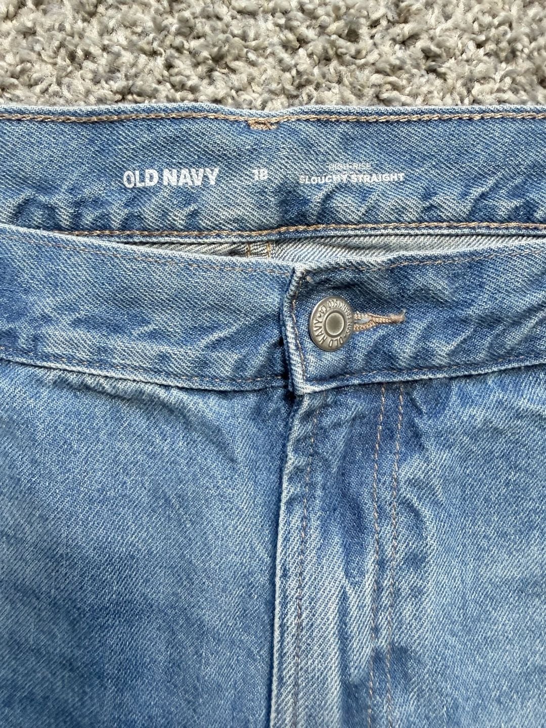Old Navy High-Rise Slouchy Straight Denim Shorts Size 18 Distressed Cutoff 4