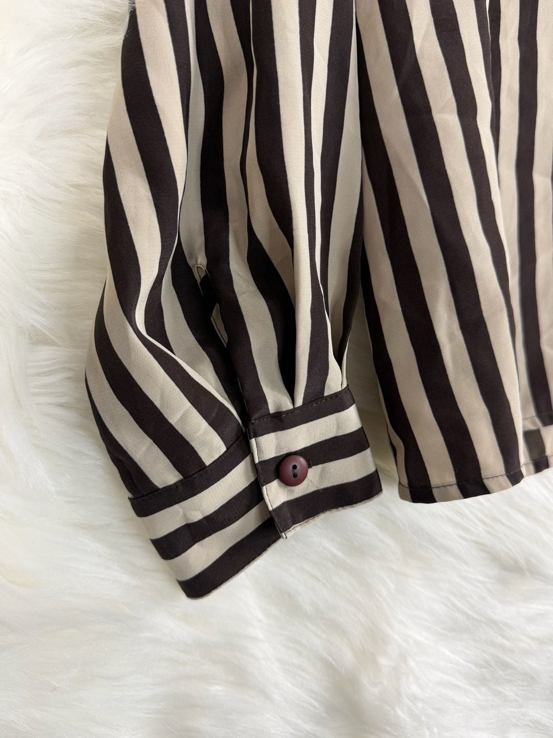 Vintage Notations Long Sleeve Button-Up Shirt Brown Striped 10