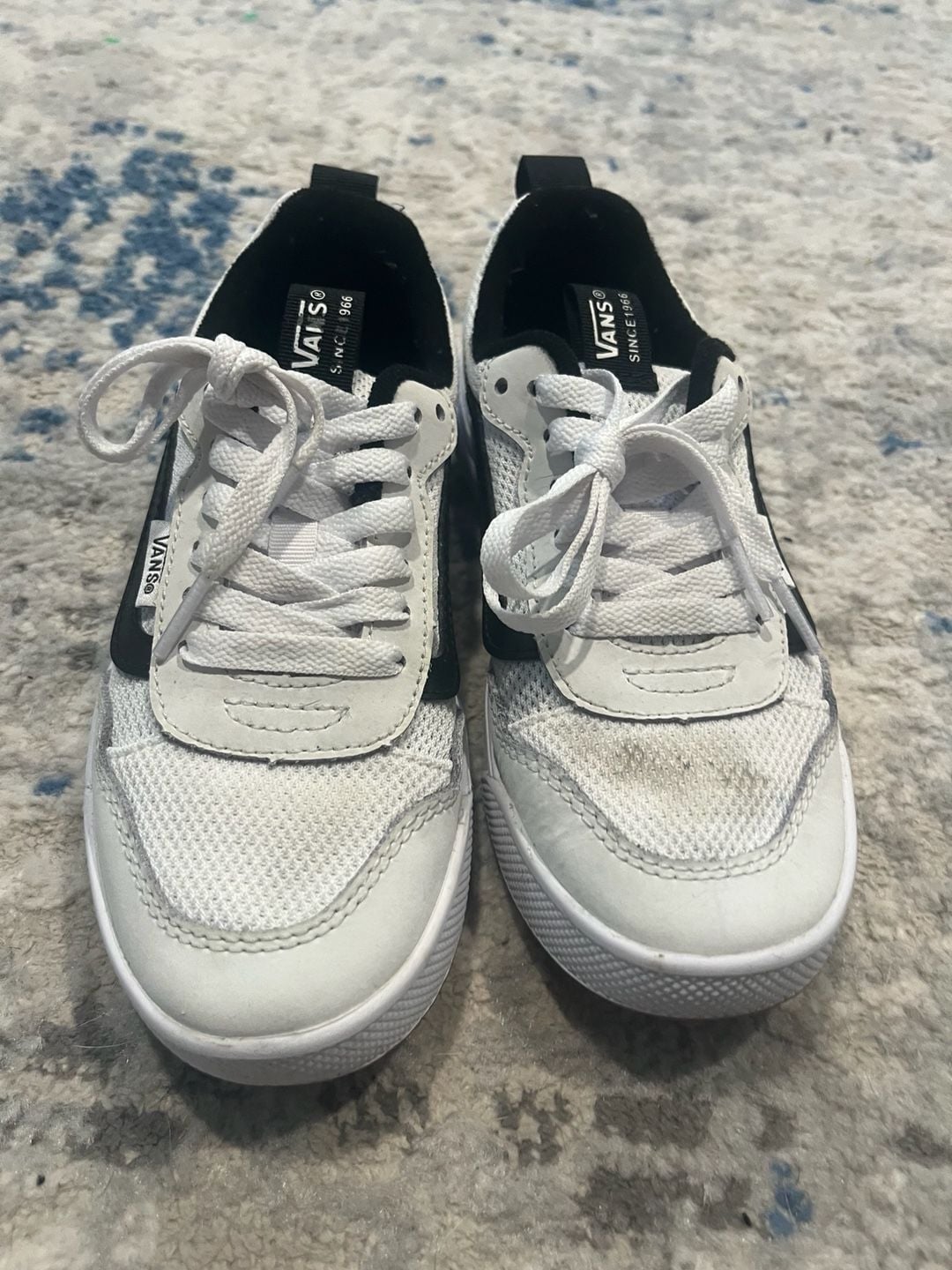 Vans Range EXP Sneakers White Black Mesh Kids GS 2 7