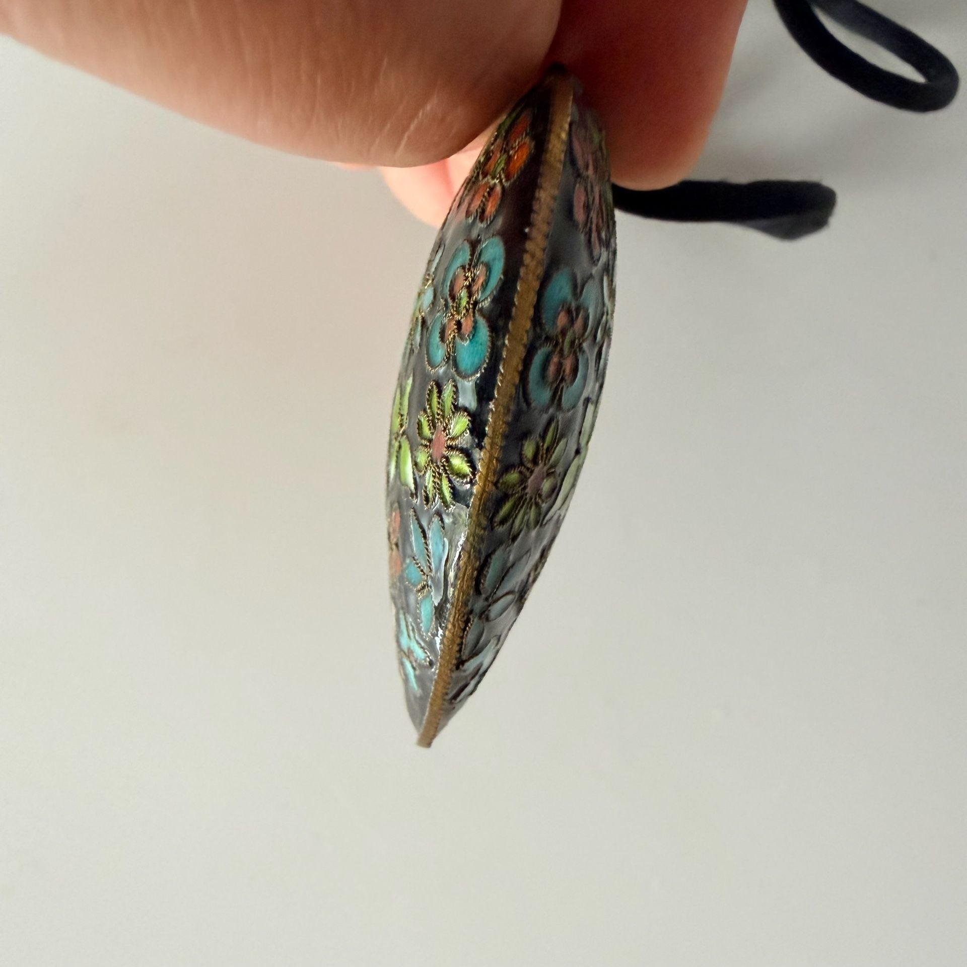 Vintage Cloisonne Enamel Puffy Heart Necklace Blue Flower Pendant Reversible 7