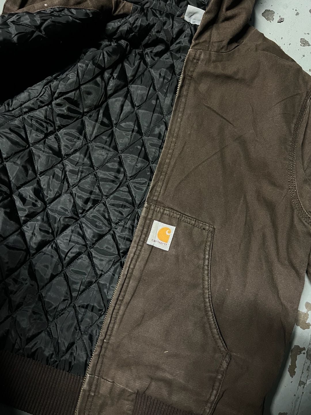 Product thumbnail 4