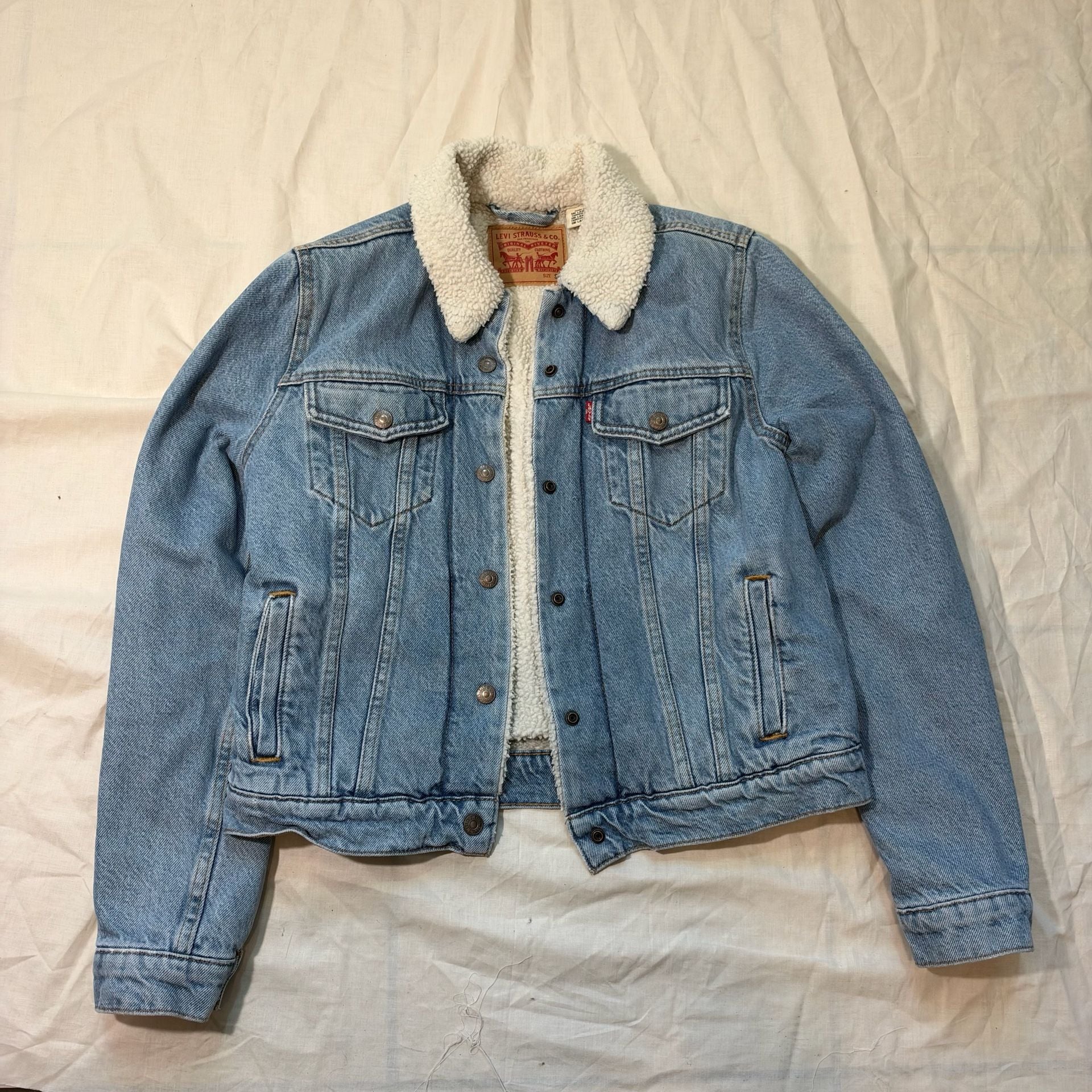 Women’s Levi's Sherpa Trucker Jacket Size S Blue Denim 2