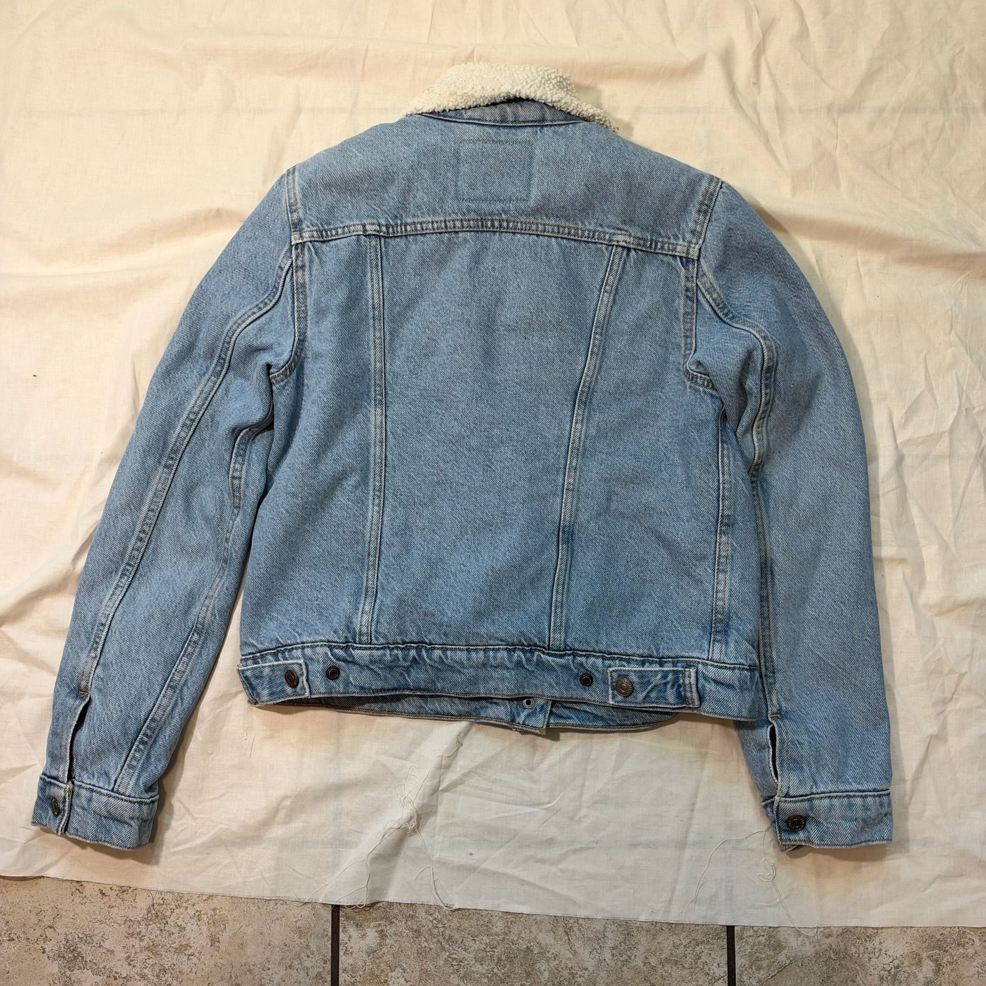 Women’s Levi's Sherpa Trucker Jacket Size S Blue Denim 7