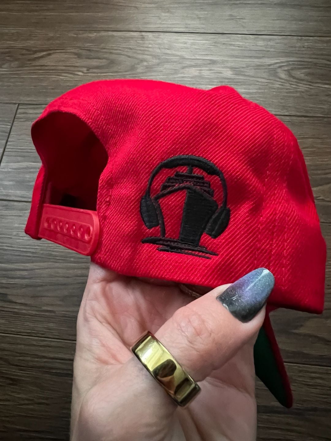 Groove Cruise GCFAM Snapback Hat Red Black 3