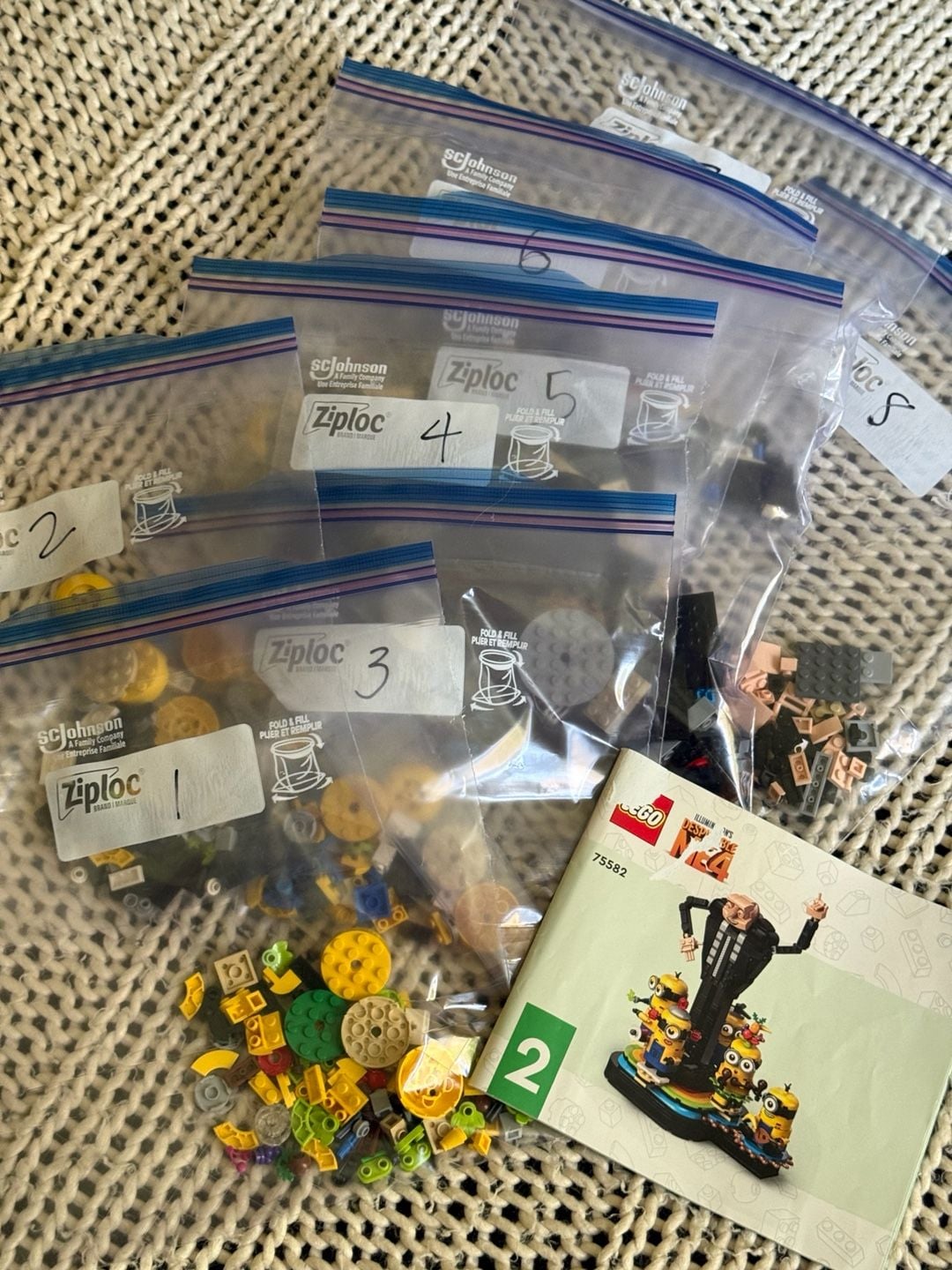 LEGO Gru and Minions 75582 Set 100% Complete with Sorted Bags and Manual 2 1