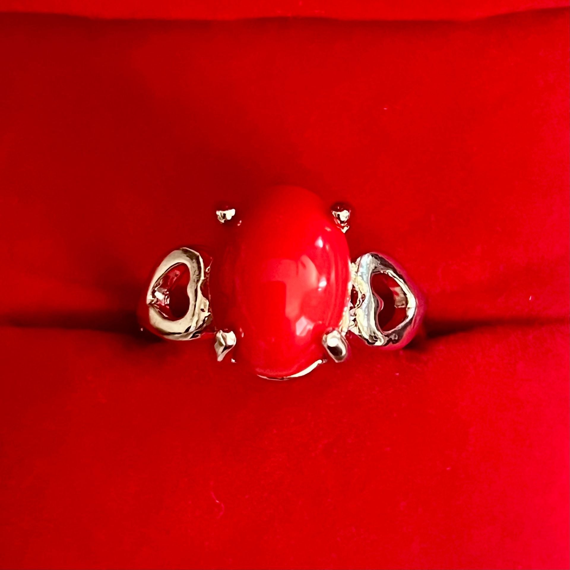 Atrium Red Gemstone with Heart Accents Titanium Steel Silver Ring Size 9 1