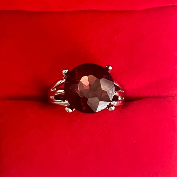 Red Garnet Faux Gemstone Titanium Steel  Silver Ring Size 7