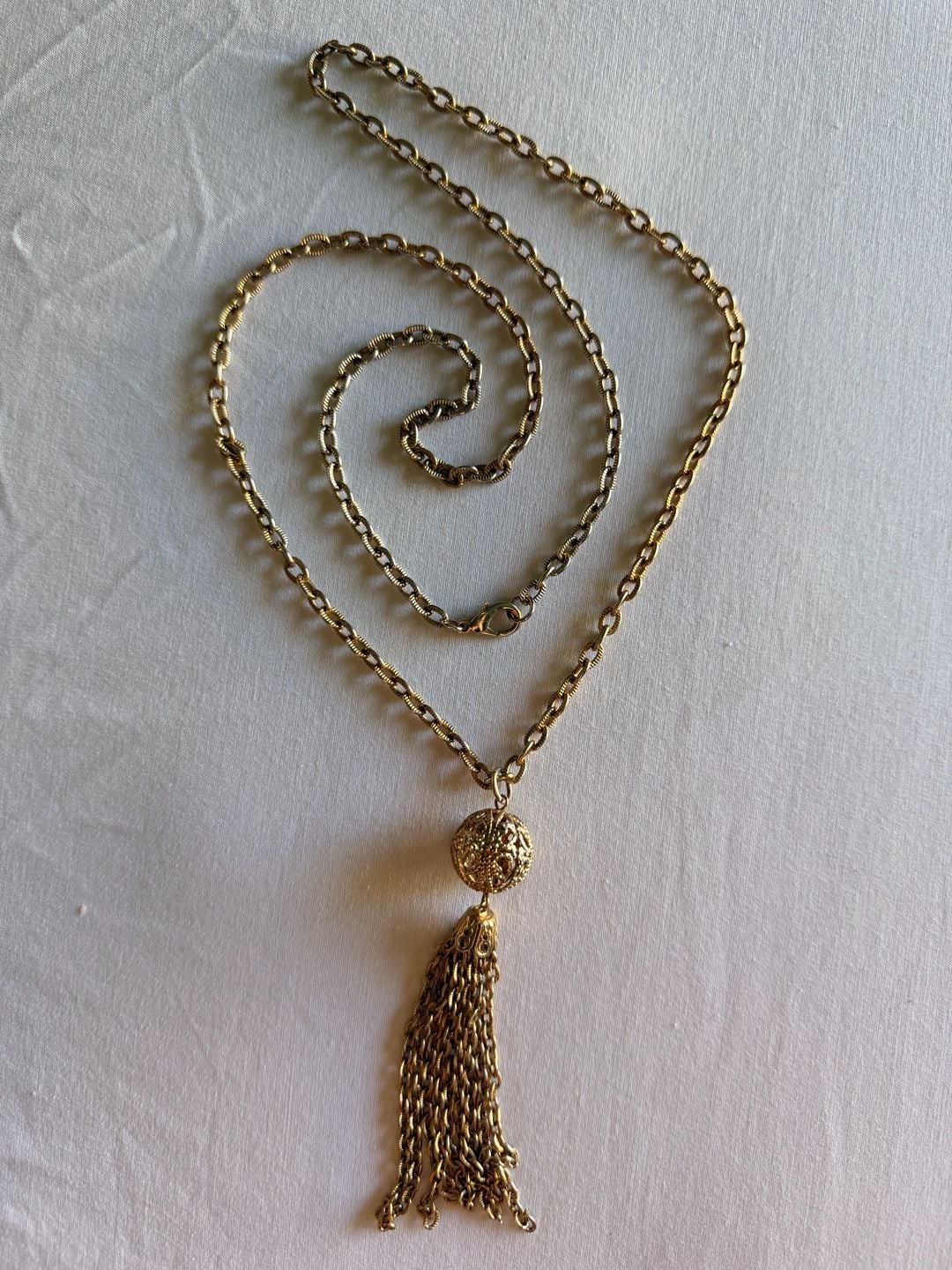 Vintage Gold Tone Filigree Ball Tassel Chain Necklace 2