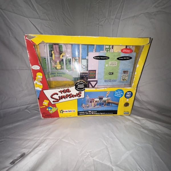 Playmates The Simpsons Interactive Main Street Environment Playset read desc