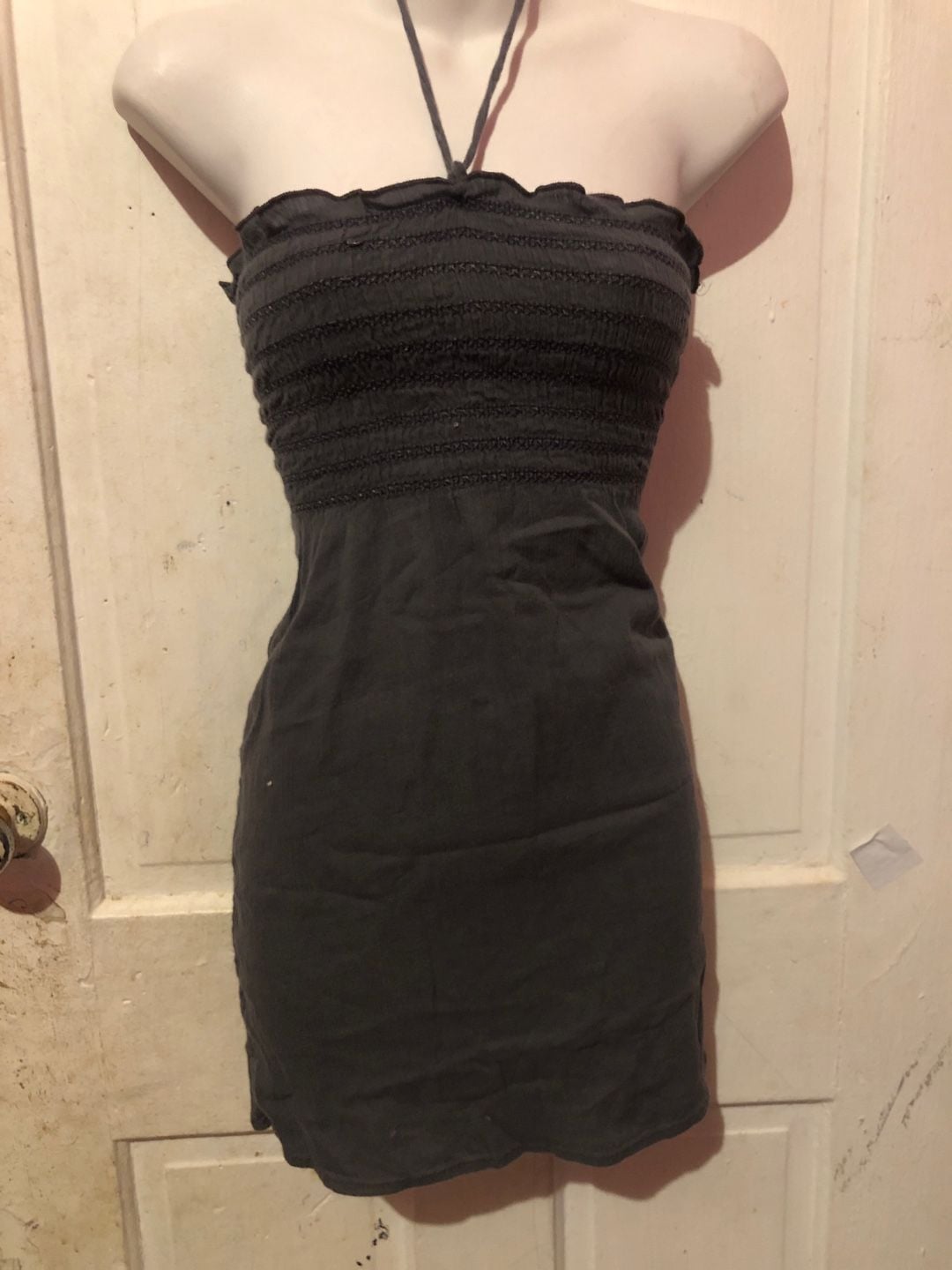 Unbranded Black Strapless Ruffled Mini Dress with Smocked Bodice and Tie
2