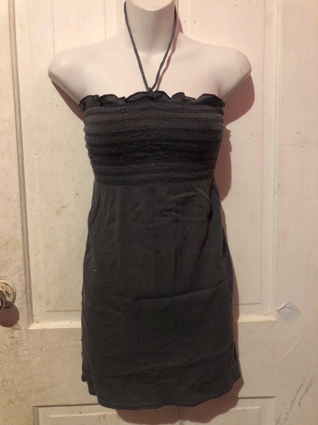 Unbranded Black Strapless Ruffled Mini Dress with Smocked Bodice and Tie
4