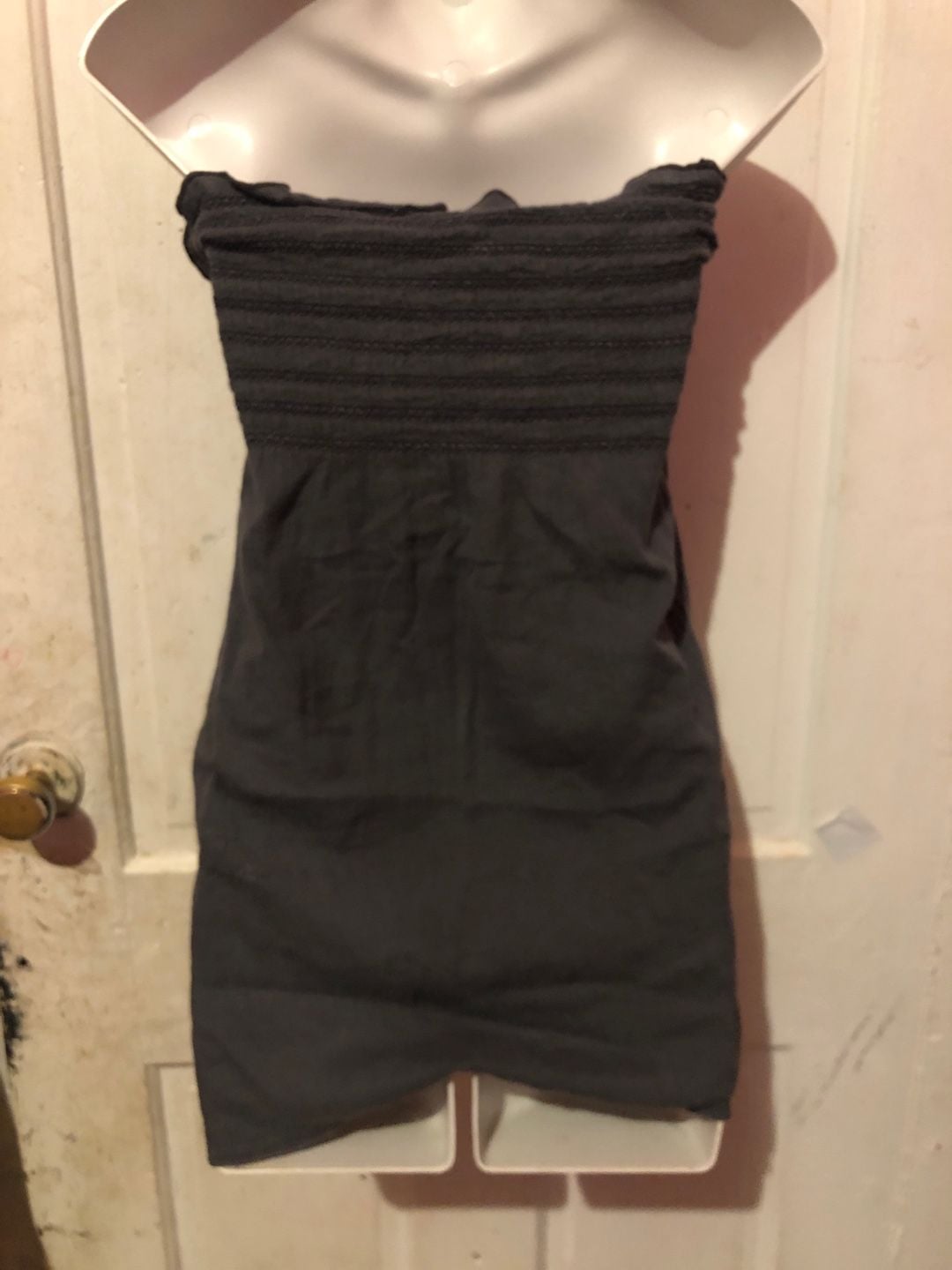Unbranded Black Strapless Ruffled Mini Dress with Smocked Bodice and Tie
5