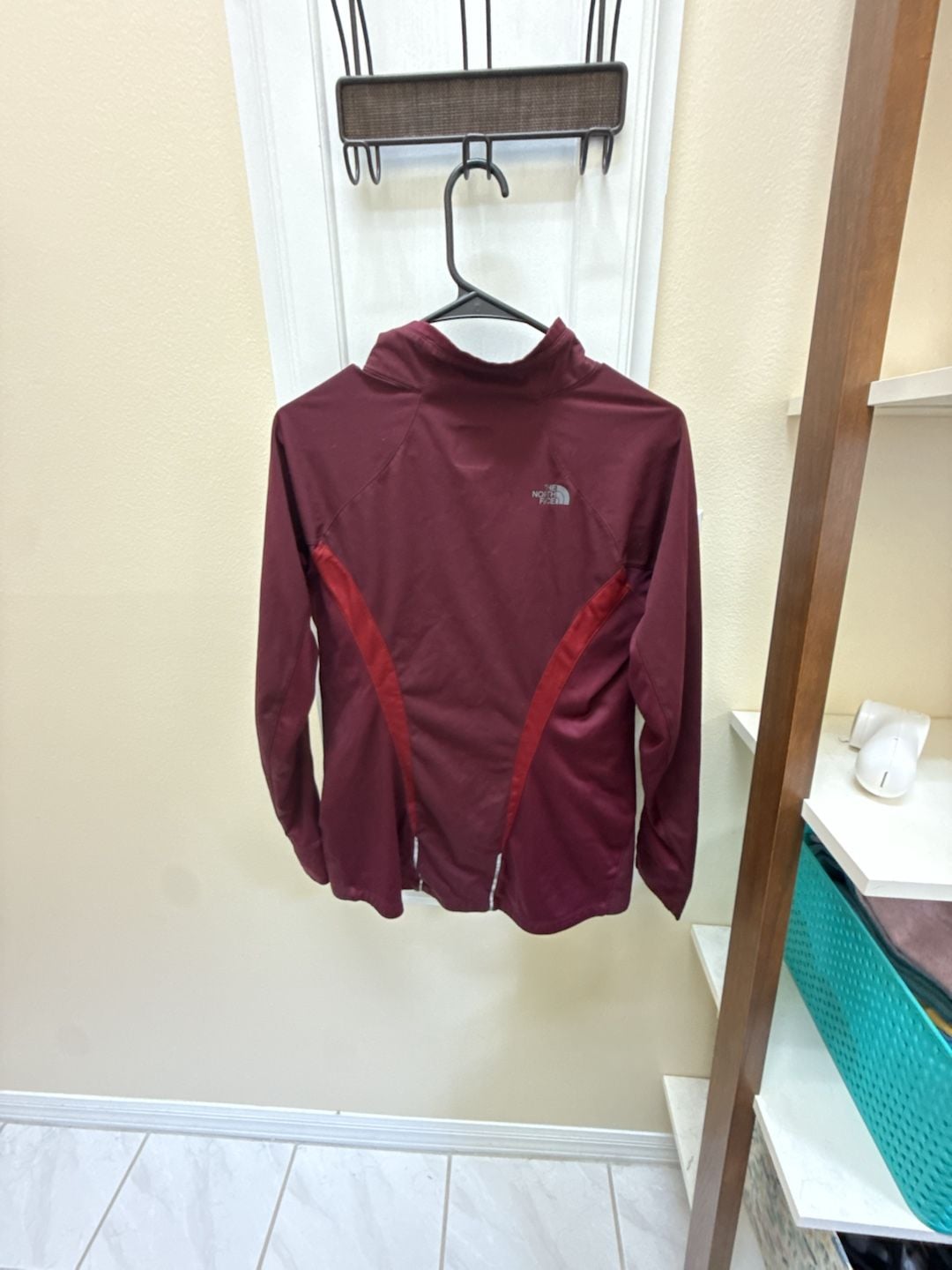 The North Face Full Zip Jacket Size M Burgundy Hooded Performance Fleece 5