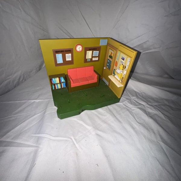 The Simpsons World of Springfield Retirement Castle Interactive Diorama