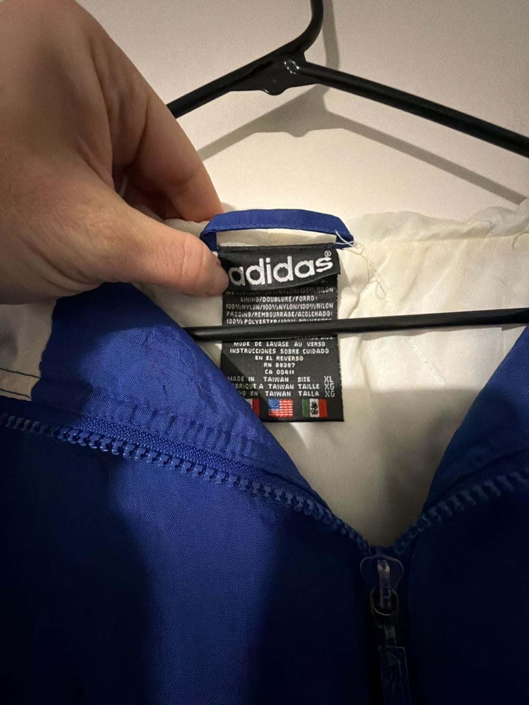 Adidas Vintage Hooded Jacket Size XL Blue White Quilted Lined 3