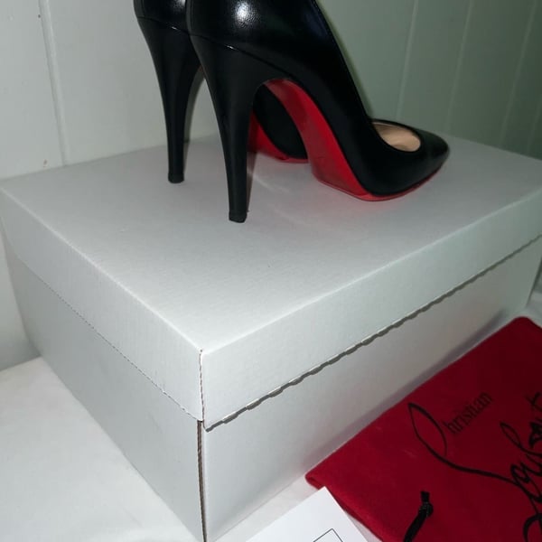 Christian Louboutin PIGALLE FOLLIES 100 Leather Heels Pumps Shoes Black