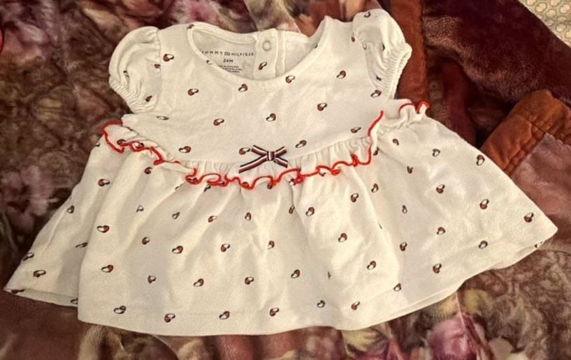 Tommy Hilfiger Heart Polo Dress and Bloomers Size 24M White 1