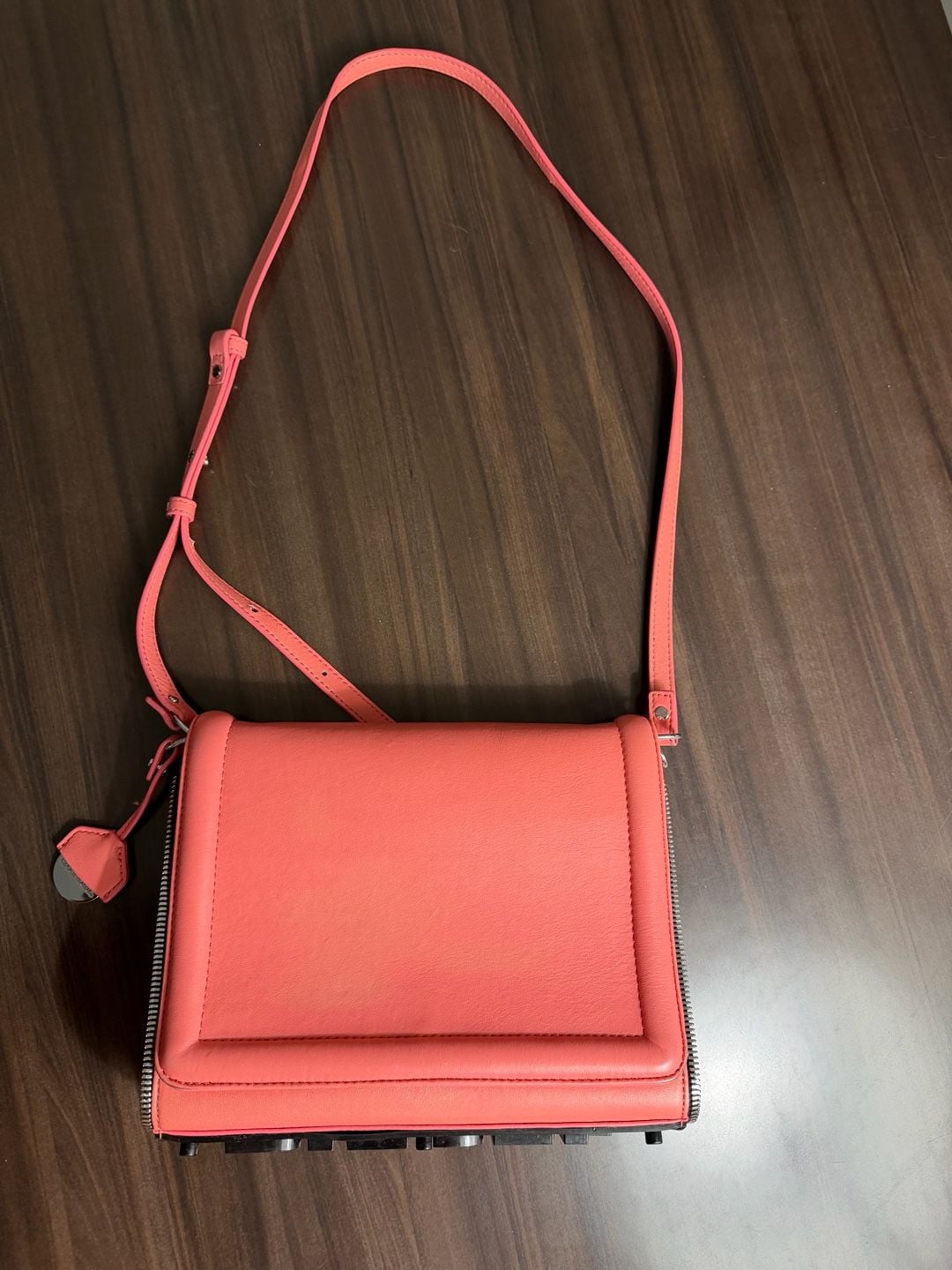 Diesel YBYS M Kendyzip Coral Leather Crossbody Y2K Style Logo Bag Rare 11