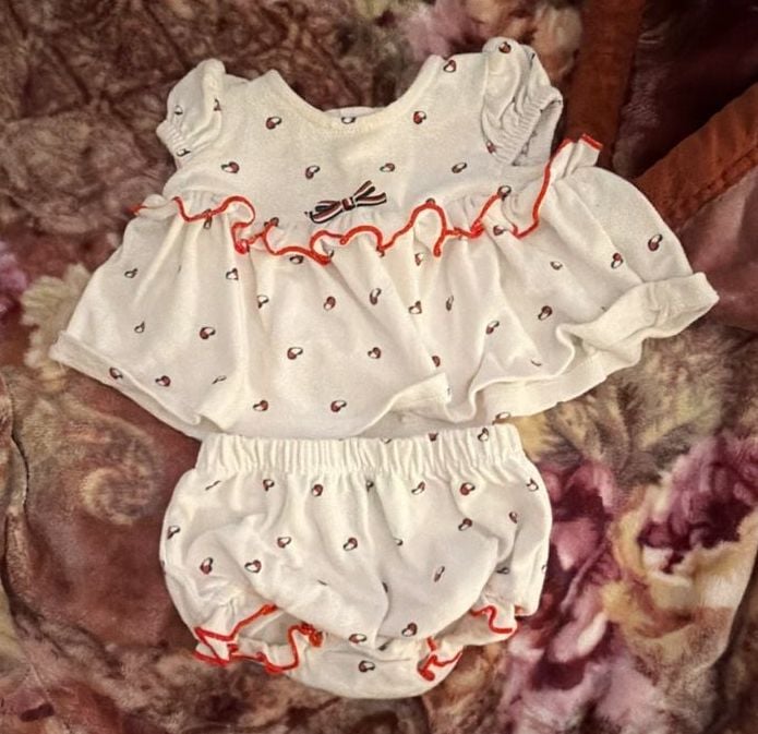 Tommy Hilfiger 2 PC Short Set White Heart Print 1