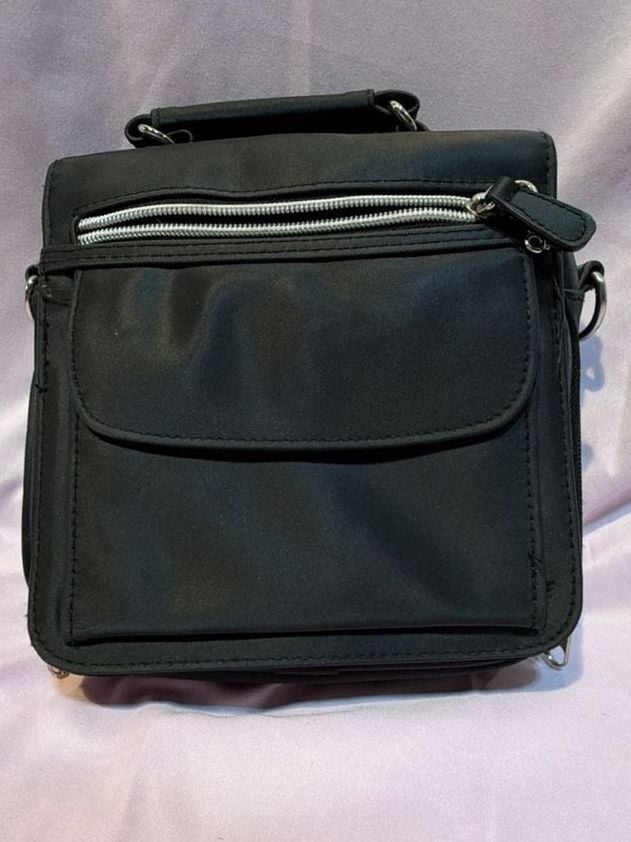Unbranded Black Nylon Multi-Pocket Crossbody Bag
Missing long strap 2