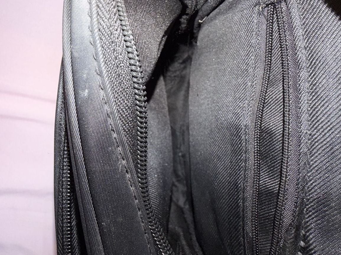 Unbranded Black Nylon Multi-Pocket Crossbody Bag
Missing long strap 5