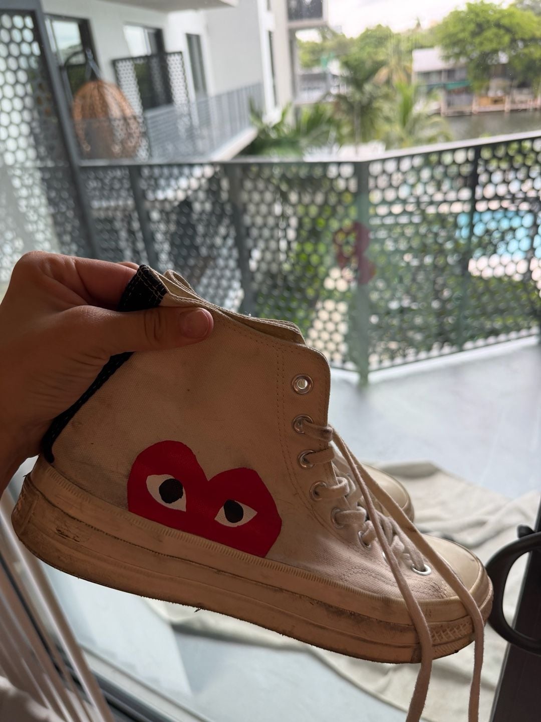 CDG Converse fairly worn, if you skate or just... 2