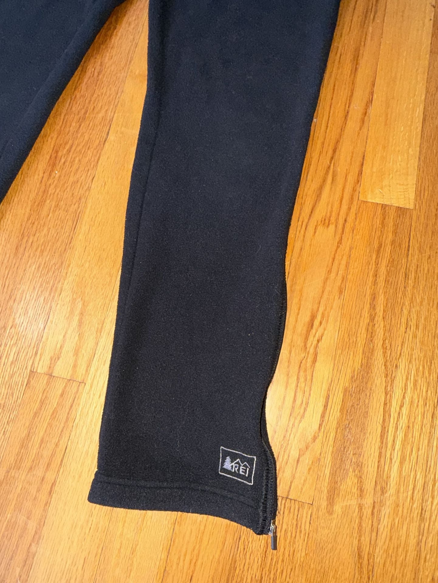 REI Women’s Fleece Pants Size S Black Zip Pockets Drawstring Winter 3
