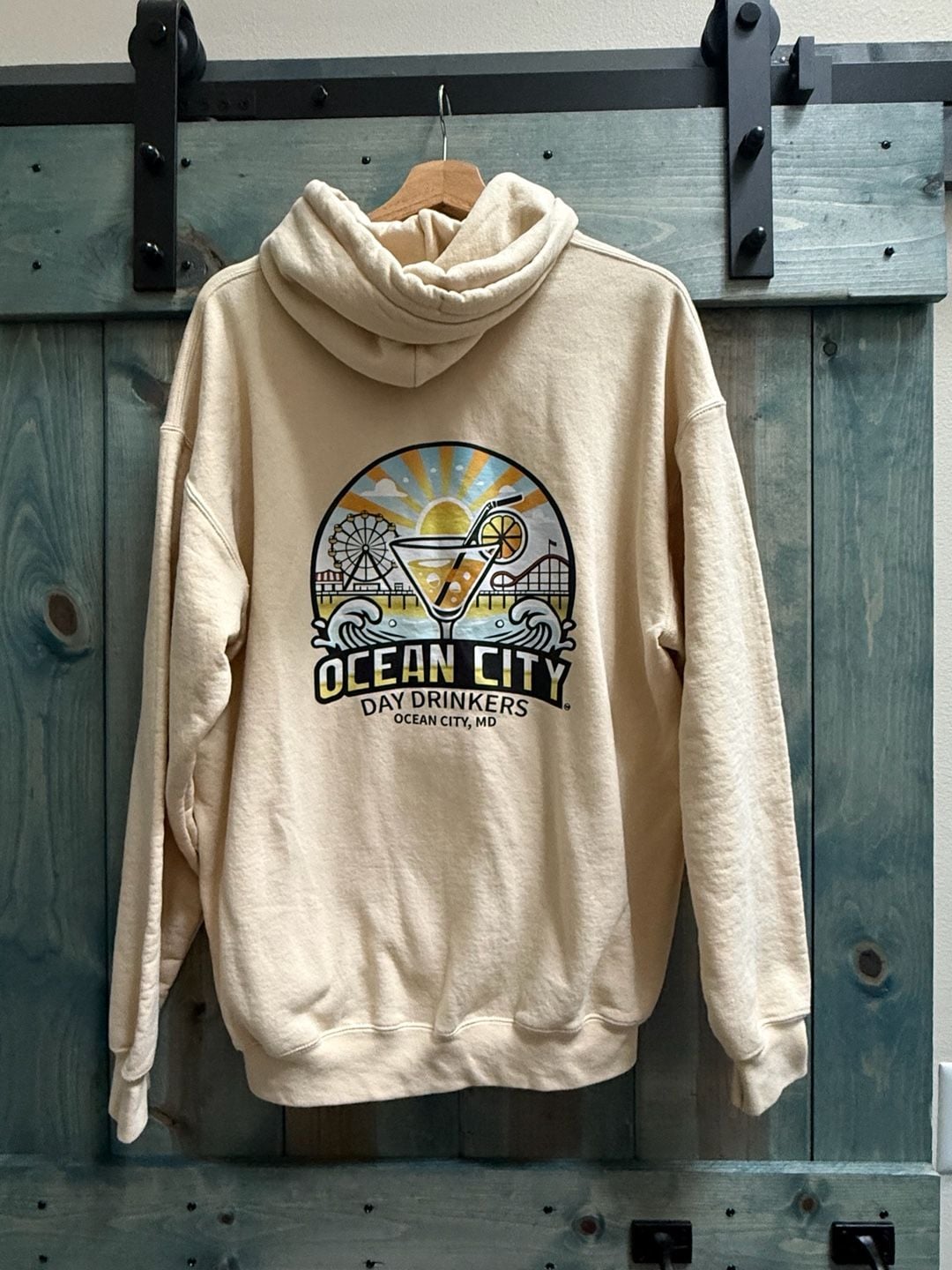 Ocean City Day Drinkers Size XL Cream Hoodie 3
