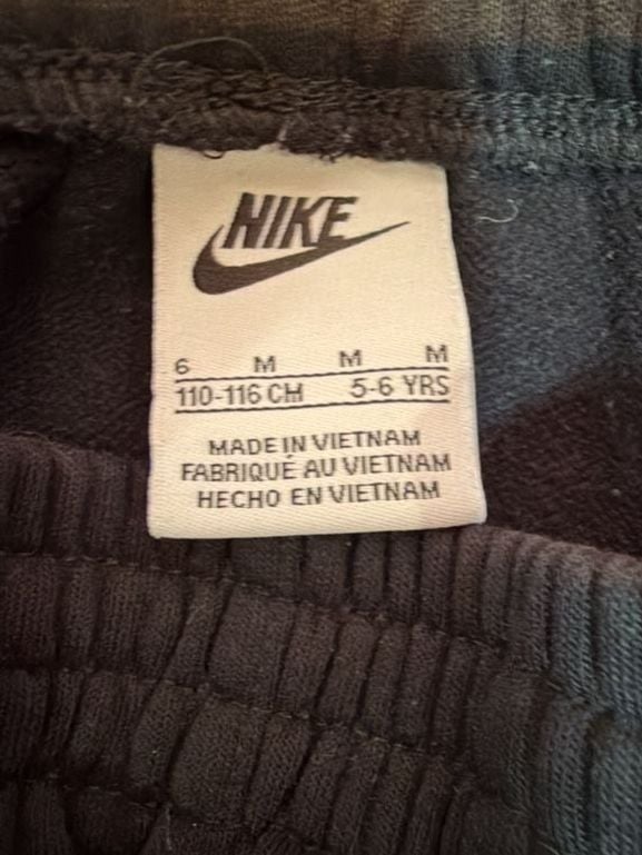 Nike Club Fleece Joggers Size 6 5-6 Yrs 3