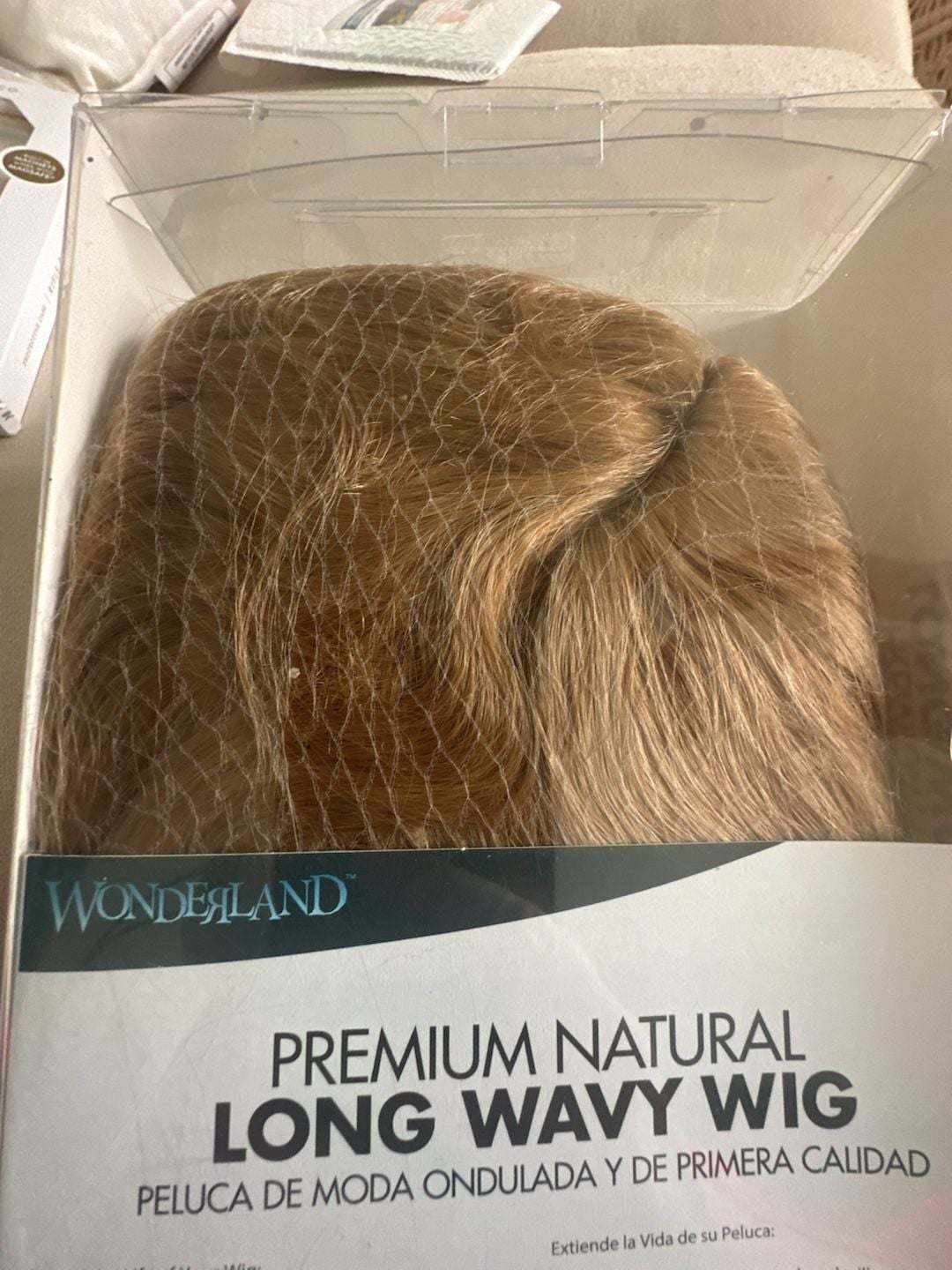 Wonderland Long Wavy Wig One Size Blonde Costume Wig 2