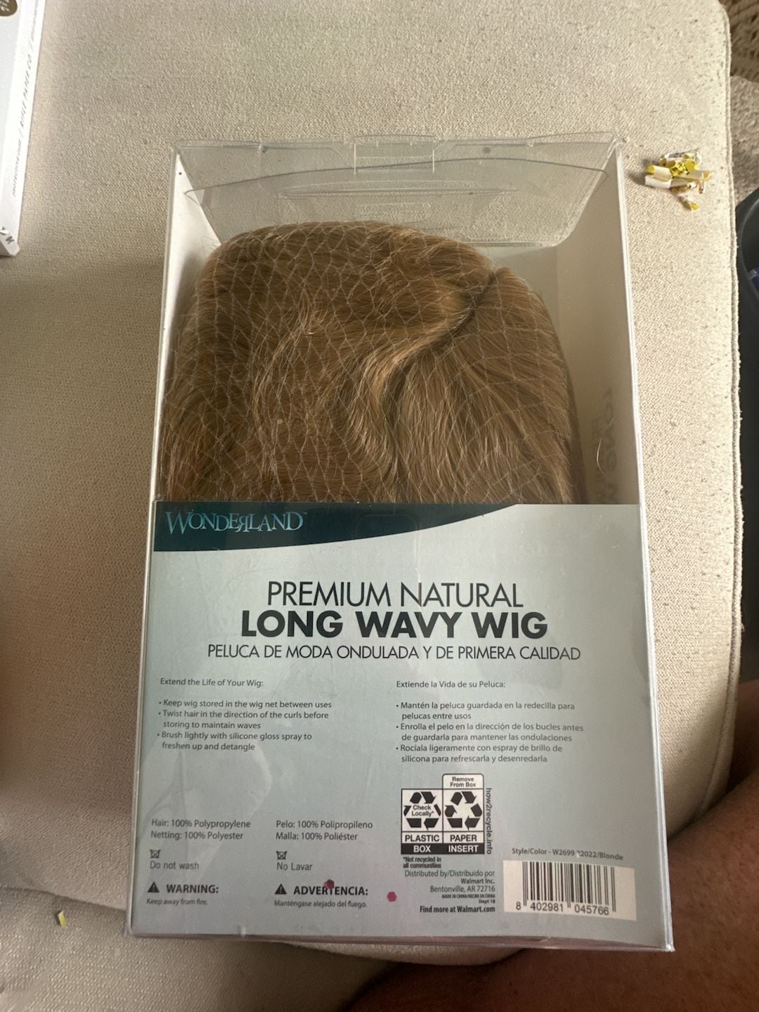 Wonderland Long Wavy Wig One Size Blonde Costume Wig 3