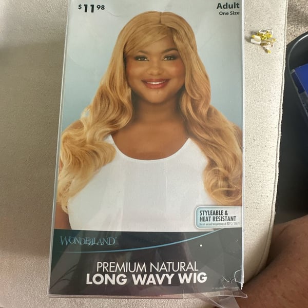 Wonderland Premium Natural Long Wavy Wig One Size Blonde