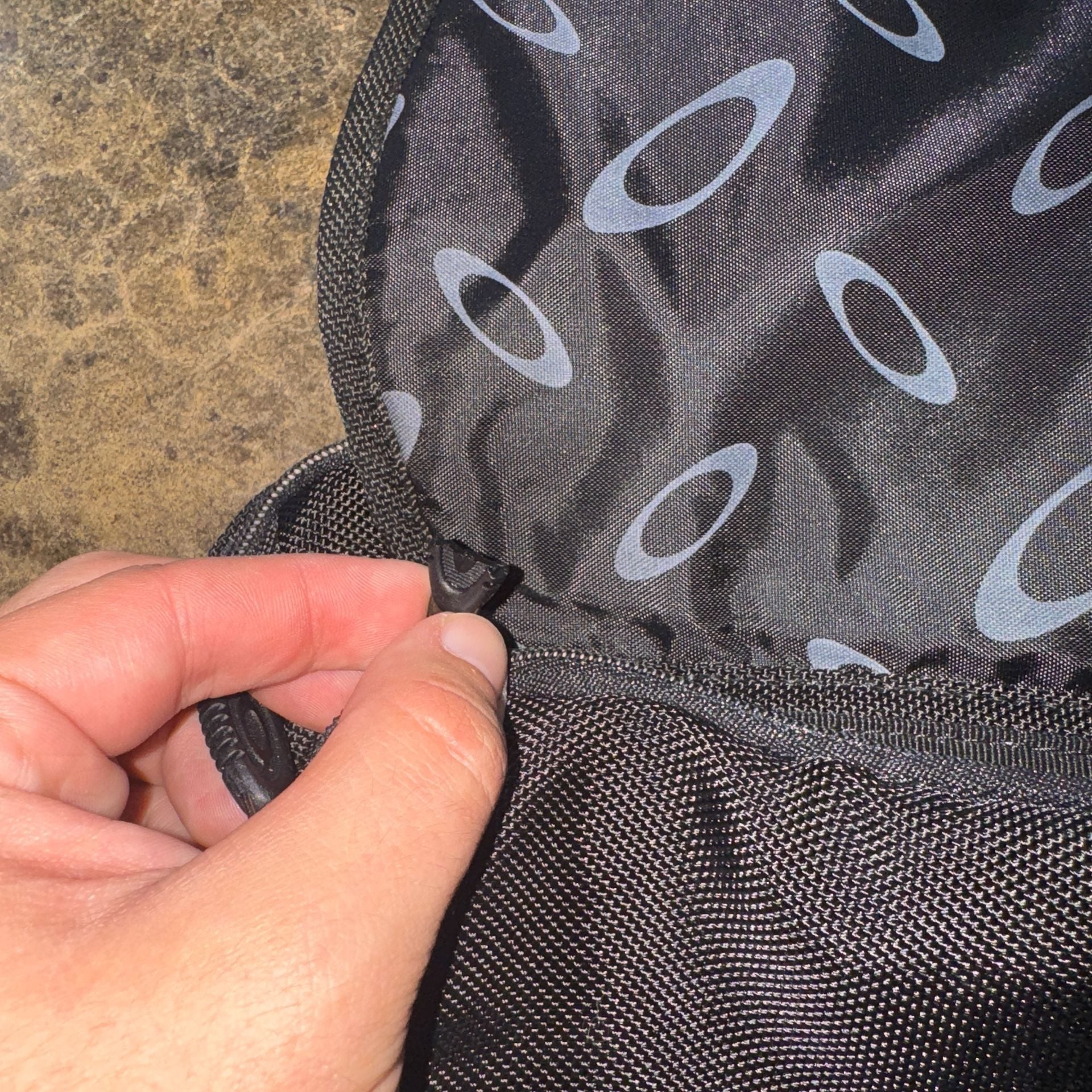 Oakley Vertical Computer Bag 2.0 Black 6