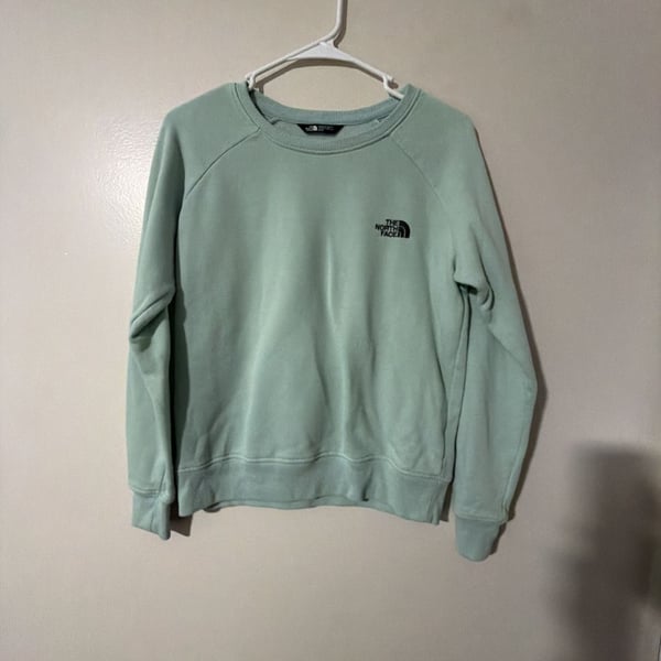 The North Face Women's Slammin Fleece Crew in Misty Jade Size M