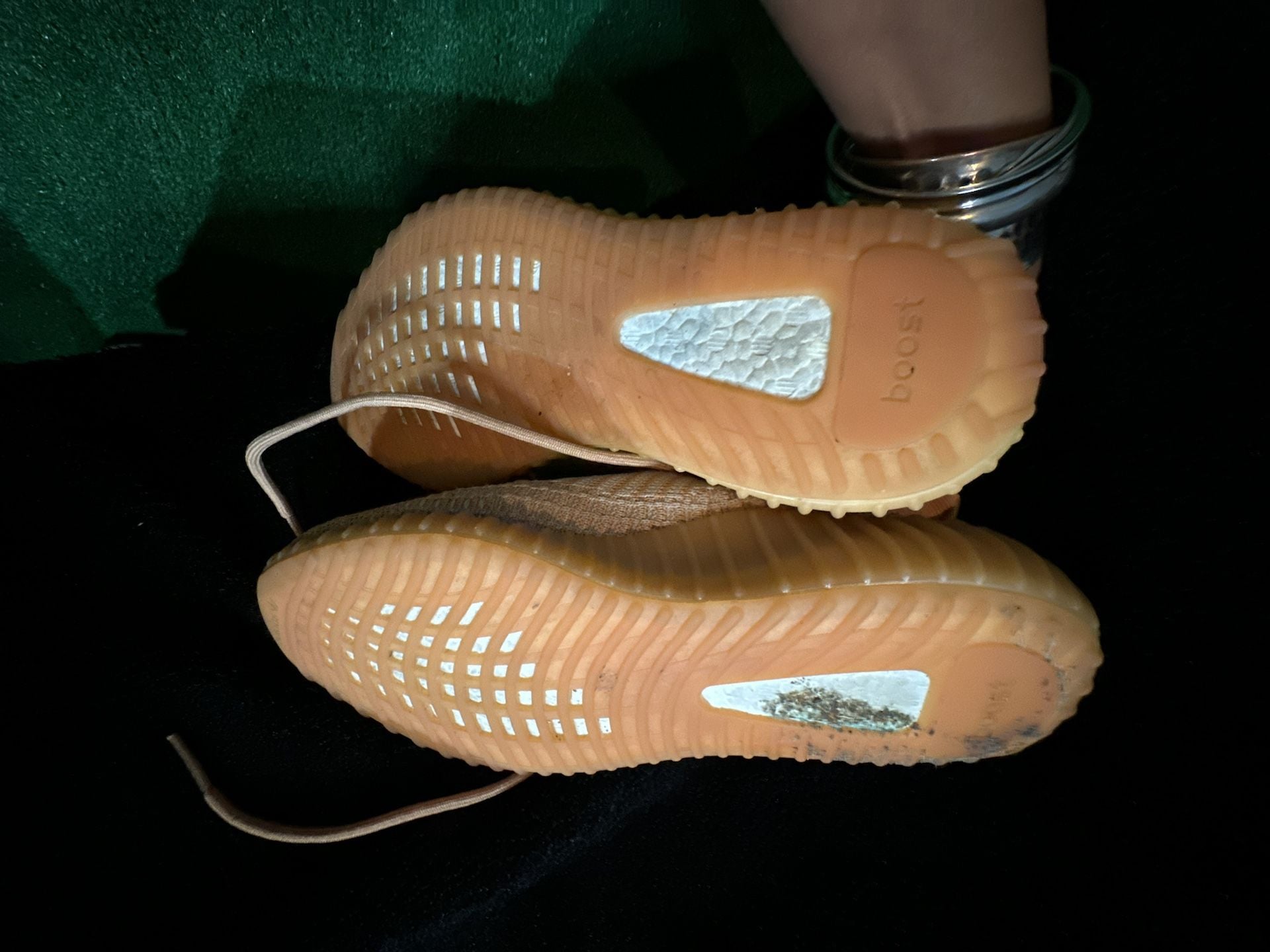 Adidas Yeezy Boost 350 V2 Clay Size 8 Beige Knit Sneakers 3