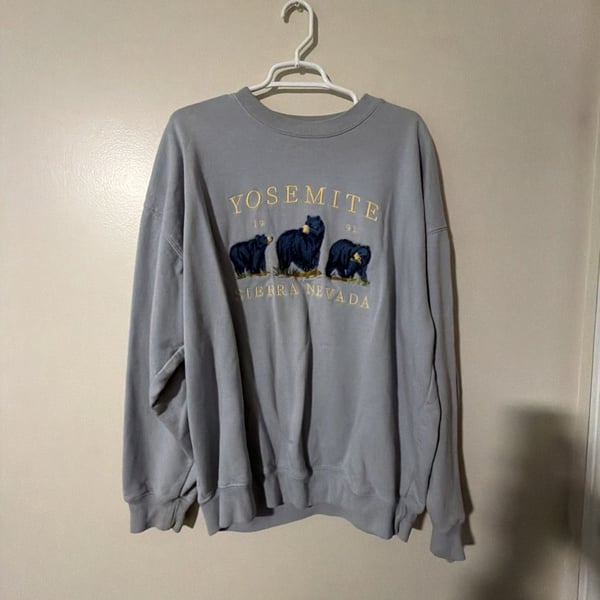 John Galt Yosemite Sierra Nevada Sweatshirt Gray Bear Graphic One Size
