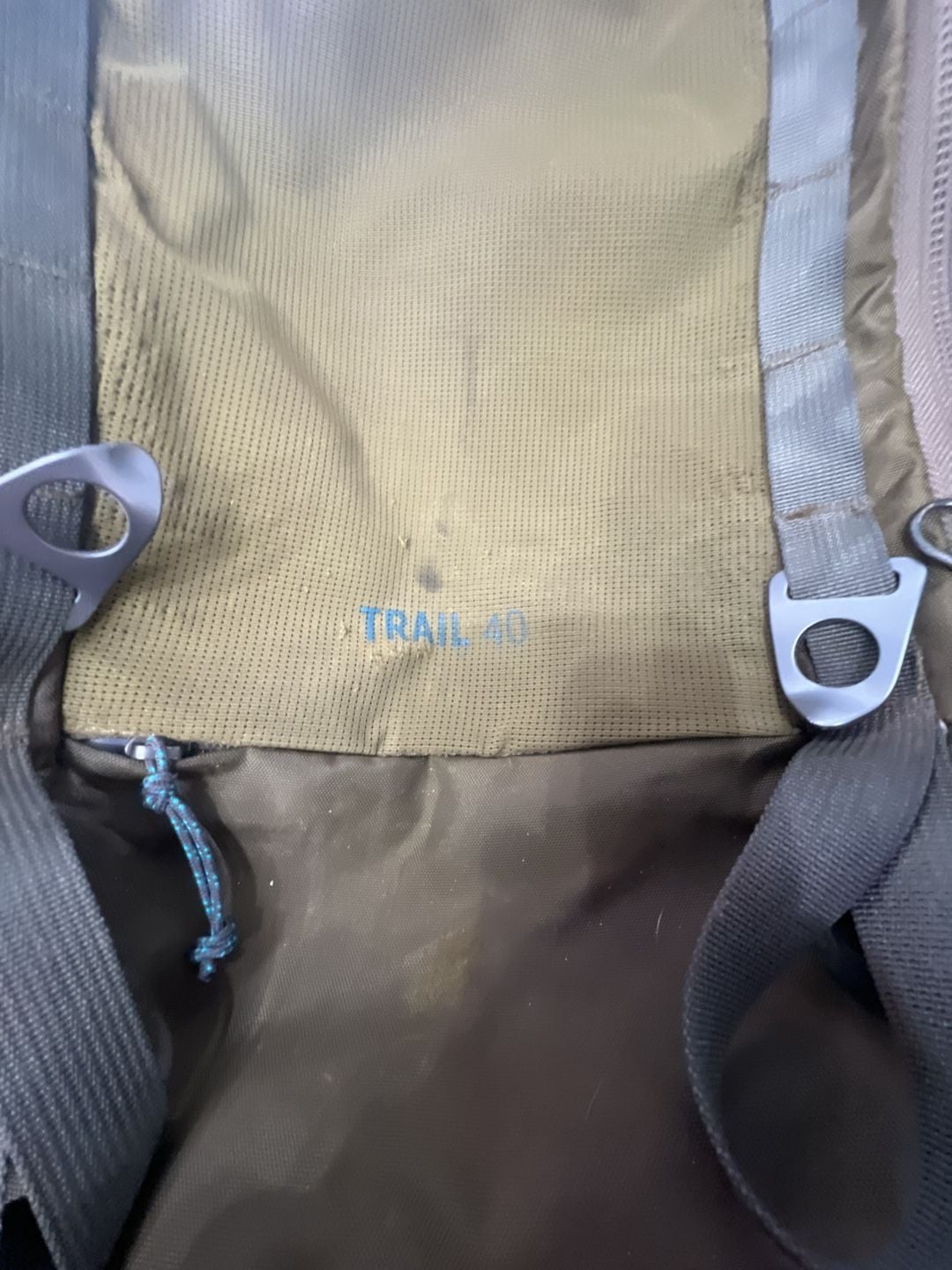 REI Co-op Trail 40 Backpack Size L Green Hiking Daypack 3