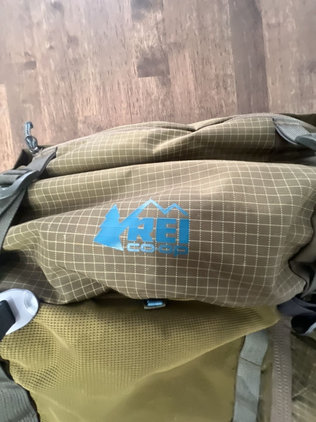 REI Co-op Trail 40 Backpack Size L Green Hiking Daypack 4
