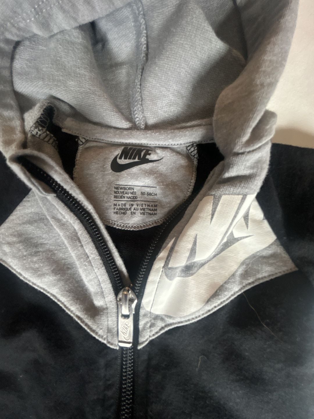 Nike Newborn Coverall Romper Size Newborn Black Gray Hooded Jumpsuit 3