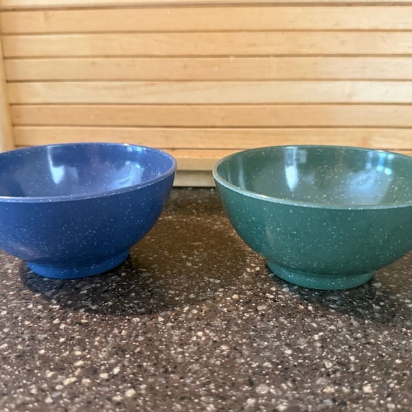 Kitchenware Speckled Melamine Mixing Bowls Set of 2 Blue Green