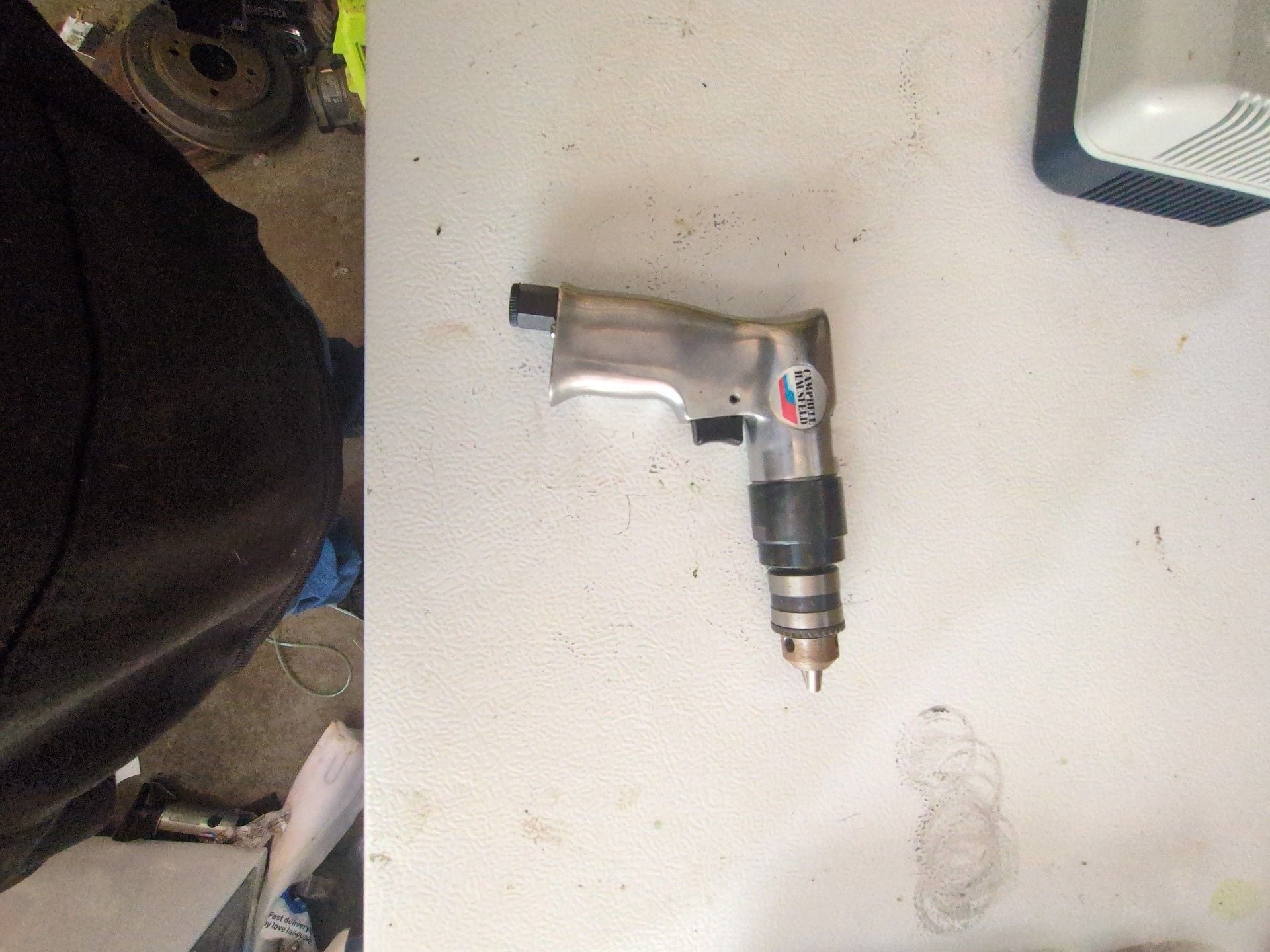 Campbell Hausfeld TL 1006 3/8" Air Drill 1