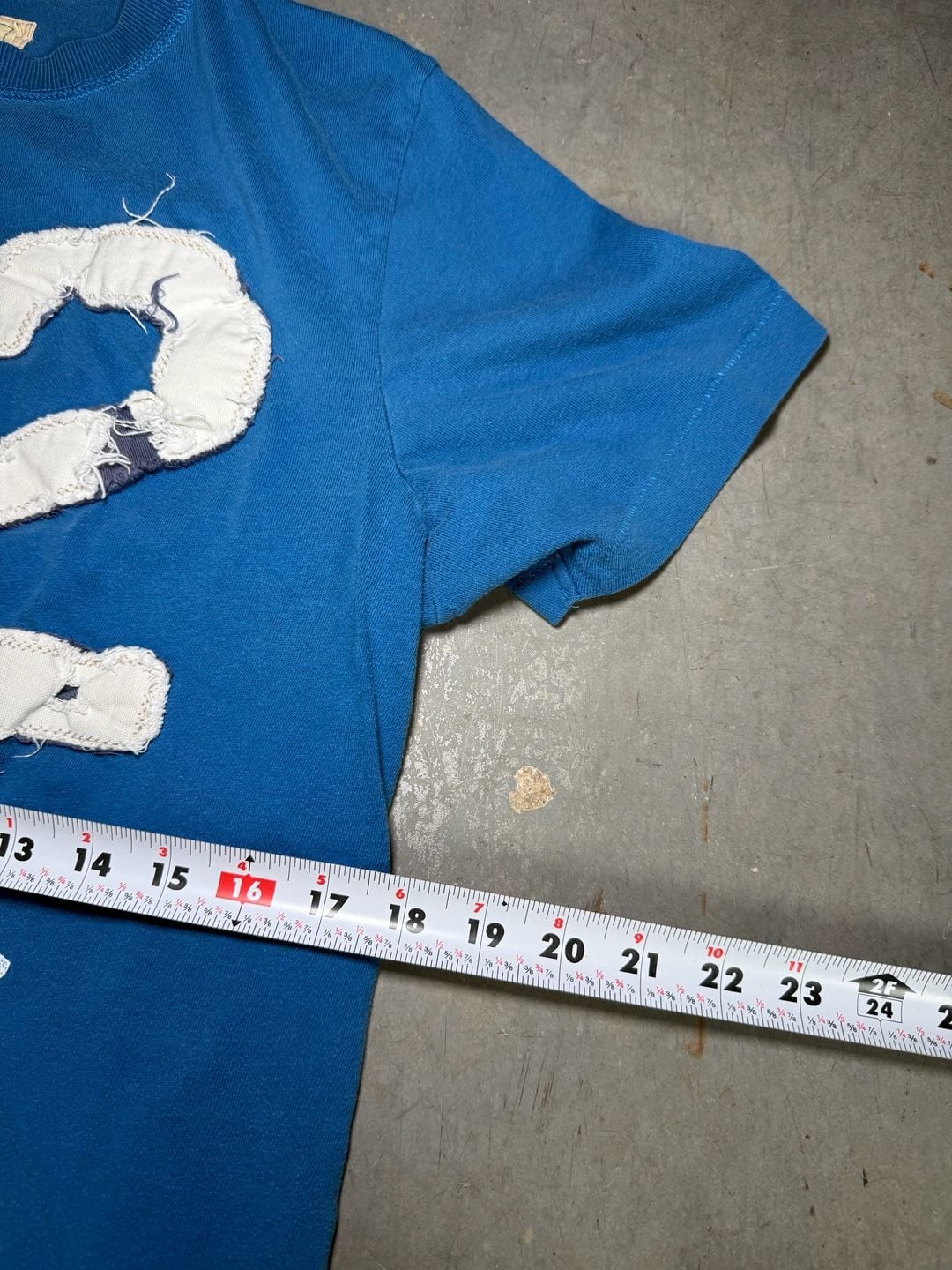 Y2K Hollister Number 22 Graphic T-Shirt Blue 8