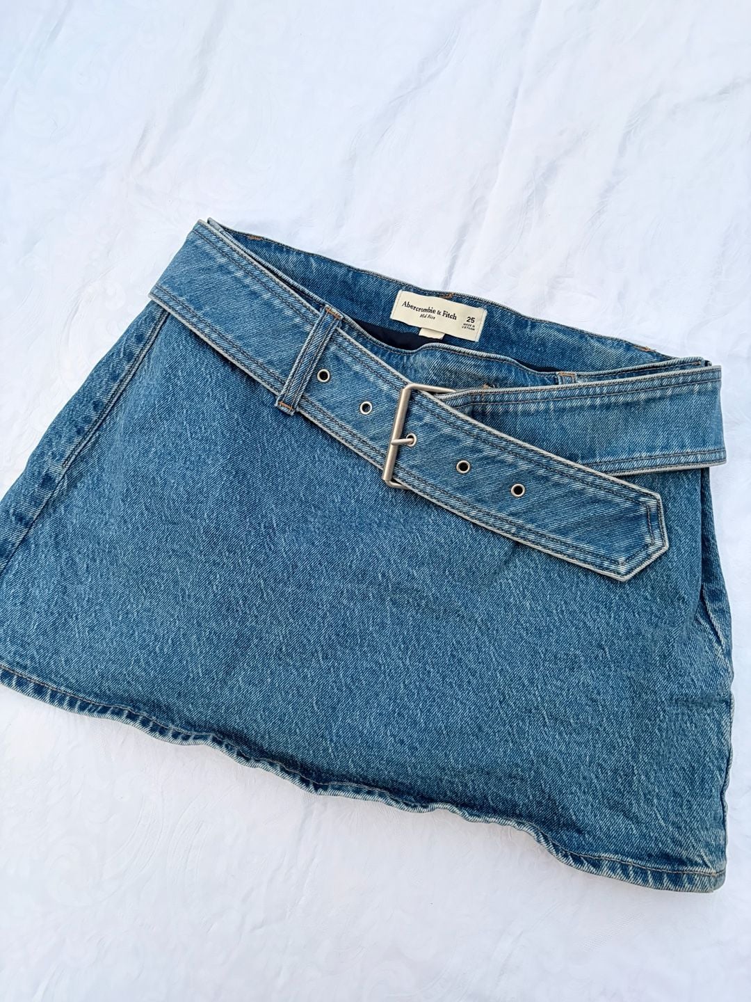 Mid Rise Belted Denim Mini Skort W Belt Detailing 2