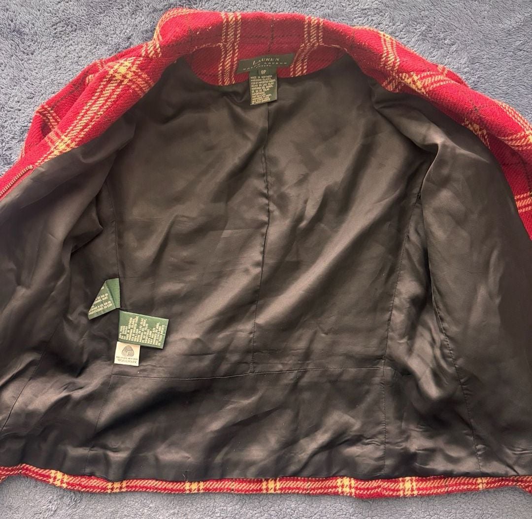 Vintage 90’s Lauren Ralph Lauren 100% Wool Plaid Blazer Size 8P Red Zip Button 9