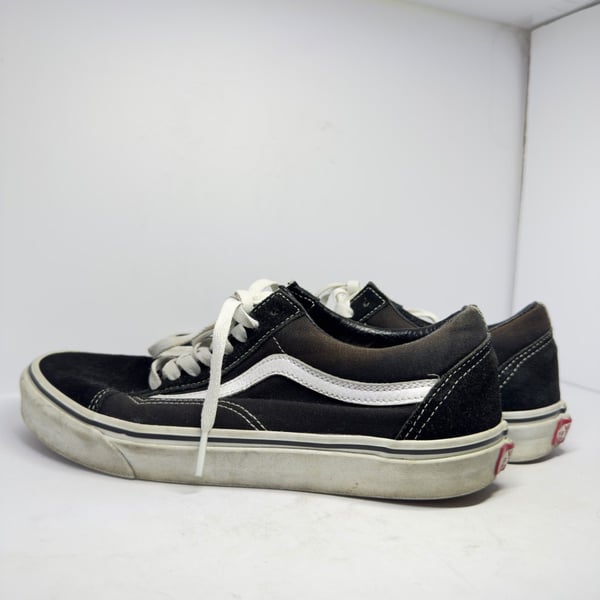 Vans Black Suede And Canvas Off The Wall Skate Shoes Size 7.5