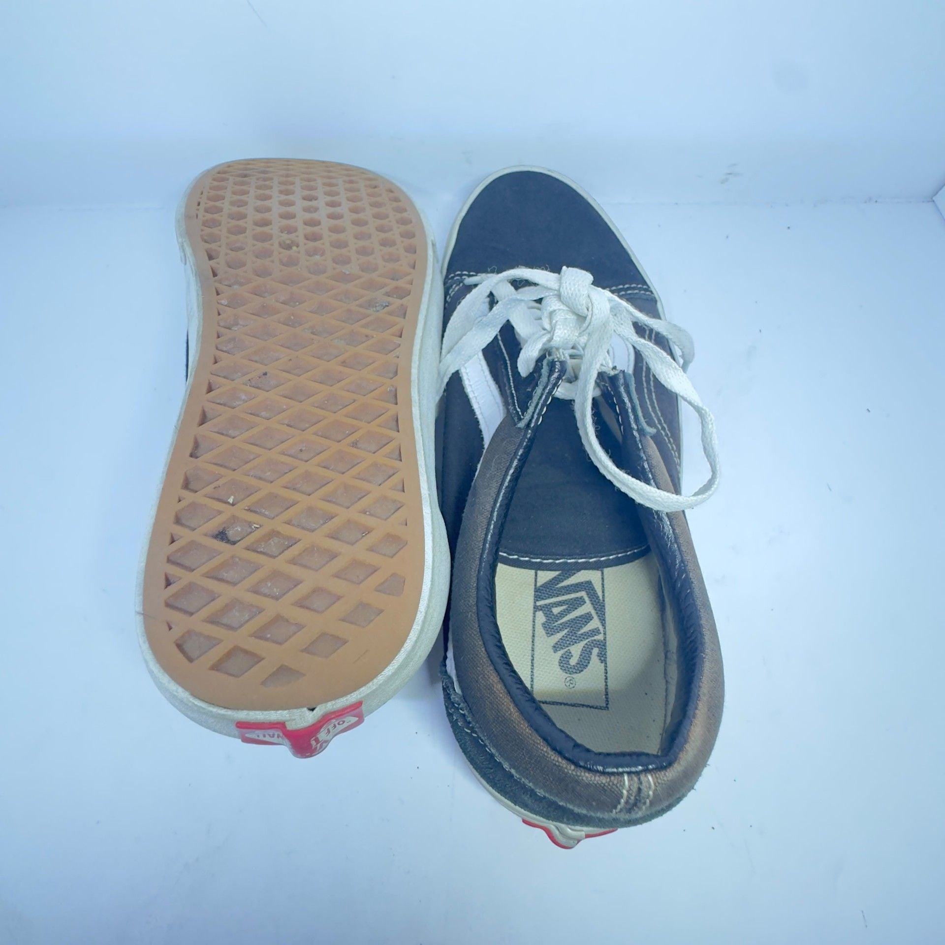 Vans Black Suede And Canvas Off The Wall Skate Shoes Size 7.5 5