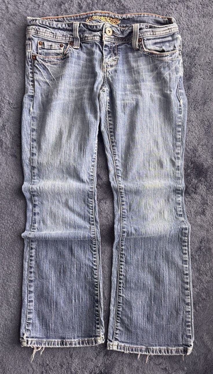 VTG Y2K American Eagle AE Artist Flare/Bell Bottom Jeans Size 6 Short Blue Denim 2
