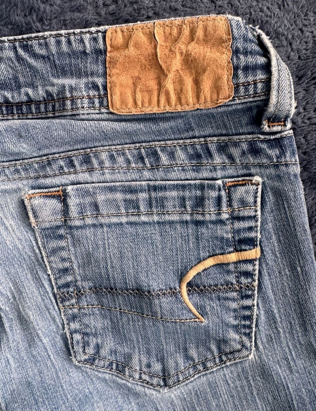 VTG Y2K American Eagle AE Artist Flare/Bell Bottom Jeans Size 6 Short Blue Denim 12