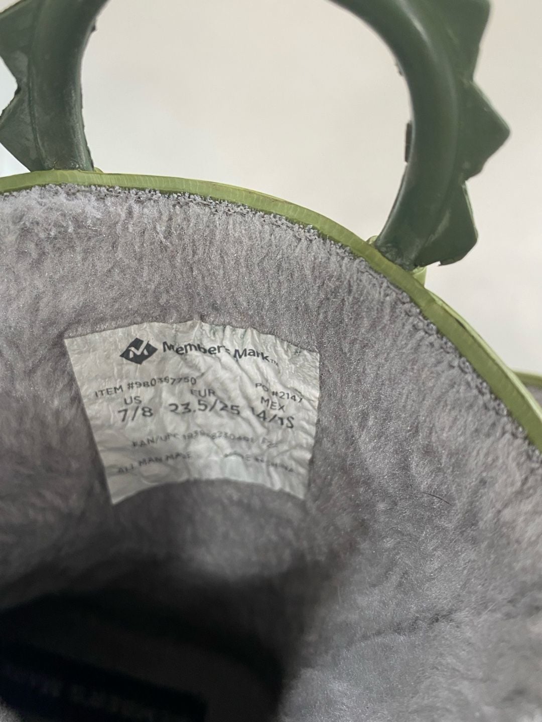 Member's Mark Dinosaur Rain Boots Size 7/8 Green Rubber Faux Fur Lined 7