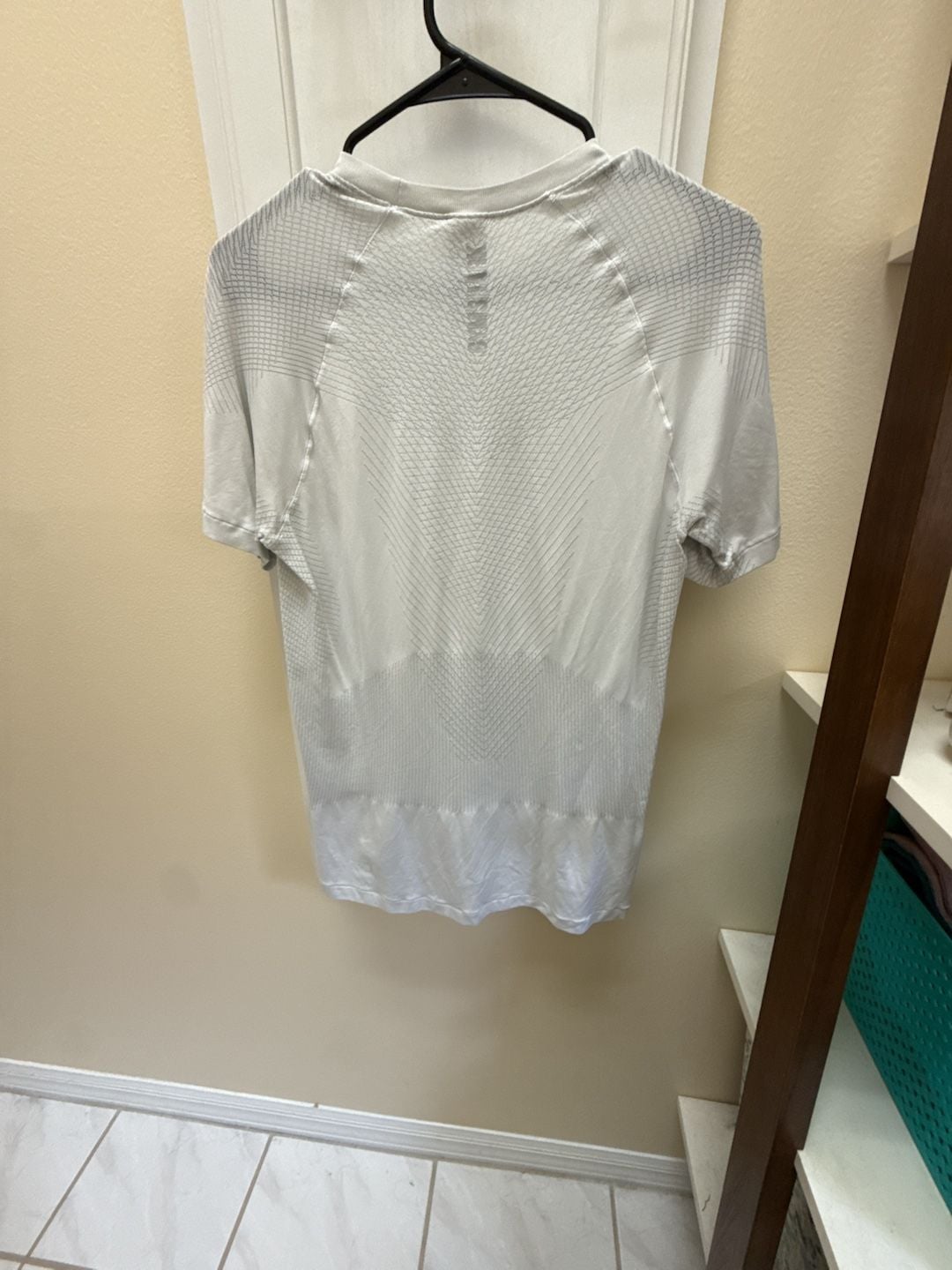 Gymshark Apex Seamless T-Shirt Size S White Athletic Gym Top 4